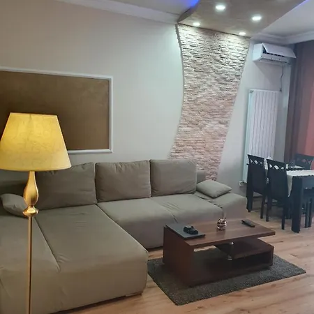 Black Sea Sunshine Apartment *